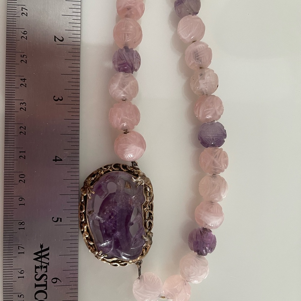 Elegant Pink and Purple Beaded Necklace - Picture 4 of 4
